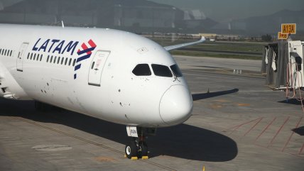   Latam recortó su previsión de ganancias en 2026 por el alza de combustibles 