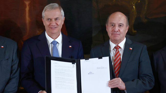 Economistas discrepan sobre megarreforma: de receta para recesión a impulsos importantes