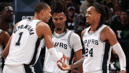   Los Spurs tomaron ventaja ante los Timberwolves con Wembanyama al frente 