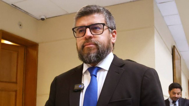 Megarreforma: Denuncian amenazas de muerte contra diputado Jaime Araya por 