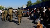 Carabineros desaloja a 