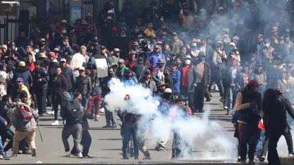 Bolivia: Paz promulgó ley que elimina restricciones al despliegue de las FF.AA. en protestas