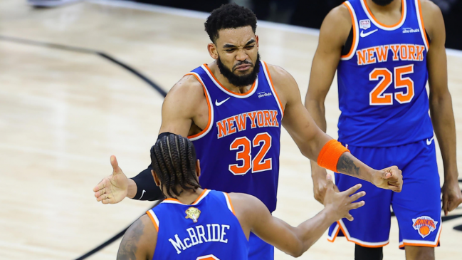 New York Knicks estiró su ventaja en las Finales de la NBA con ajustado triunfo ante los Spurs