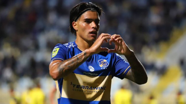 Everton anunció la renovación de Alan Medina