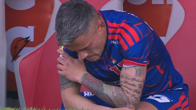Otro problema para la U: Charles Aránguiz salió lesionado en el empate ante Audax Italiano