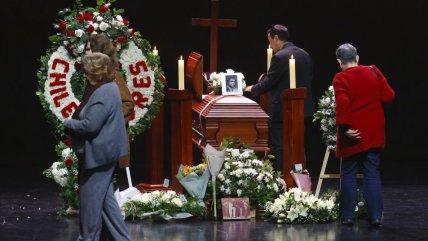   Julio Jung fue velado en el Teatro Oriente 