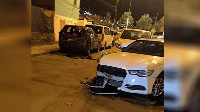 Camión chocó 11 vehículos y atropelló a un peatón en Antofagasta