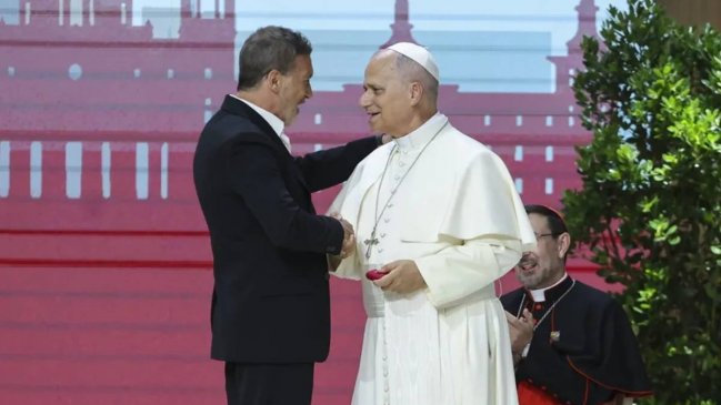 Antonio Banderas ante el papa: 
