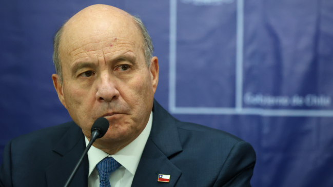 Quiroz admitió que el Gobierno no alcanzará equilibrio presupuestario al término del mandato