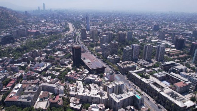 Santiago lanzó iniciativa para convertir a la Alameda en un polo cultural