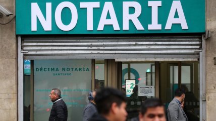   Gobierno pone urgencia a proyecto de senador Araya para destrabar nombramiento de 57 notarios 