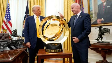 El editorial de Rodrigo Goldberg: Infantino es un lamebotas del rubio presidente
