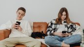 Reino Unido prohibirá el uso de redes sociales a menores de 16 desde este lunes