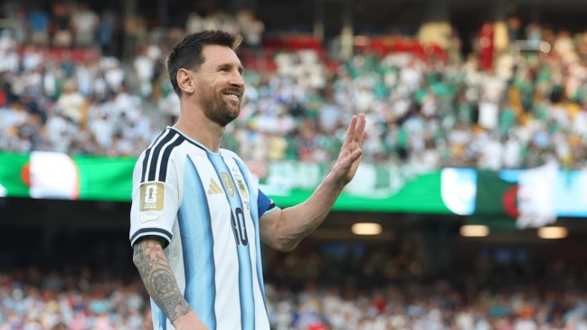 Messi aprovechó un rebote de Luca Zidane y firmó su doblete para Argentina ante Argelia