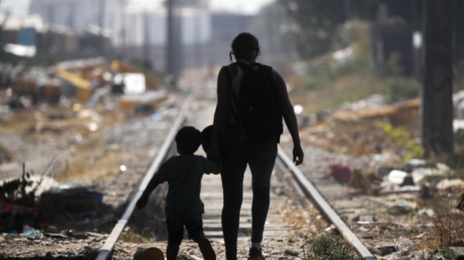 Diputados piden analizar fallas del Estado tras denuncias sobre ingreso de niños haitianos al país