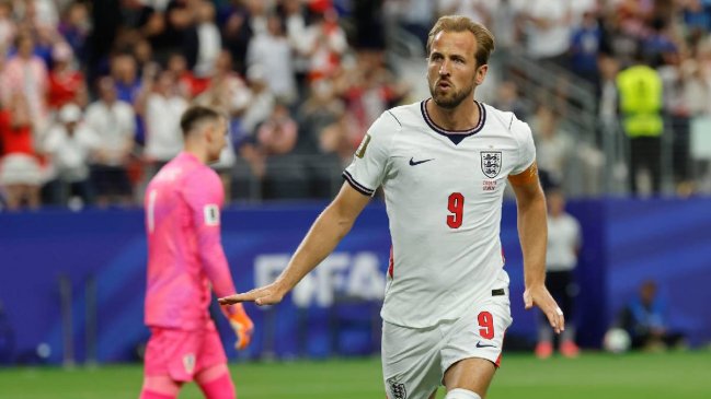 Hubo repetición: Inglaterra tomó la delantera tras gol de Harry Kane de penal