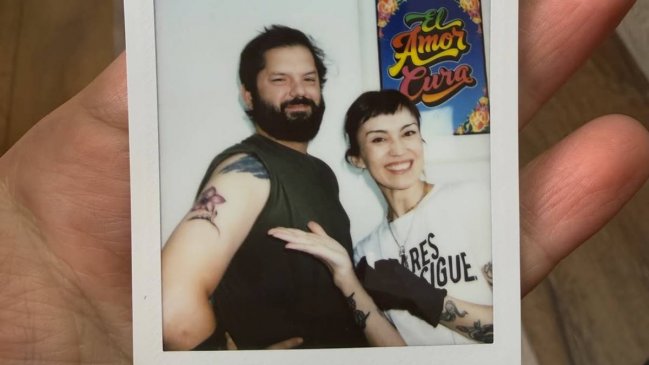 Tatuadora celebró emotivo encuentro con Boric: 