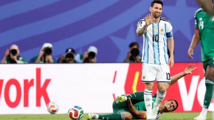 Roberto Tobar: Messi debió ser expulsado