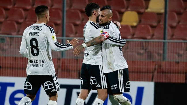 [VIDEO] Arturo Vidal anotó de penal y amplió ventaja de Colo Colo ante Recoleta por Copa Chile