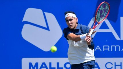   Alejandro Tabilo sumó una nueva decepción en la gira por césped 