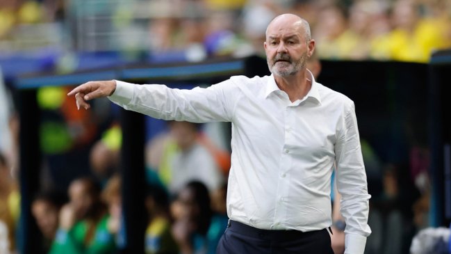 Técnico de Escocia renunció tras la eliminación en el Mundial 2026