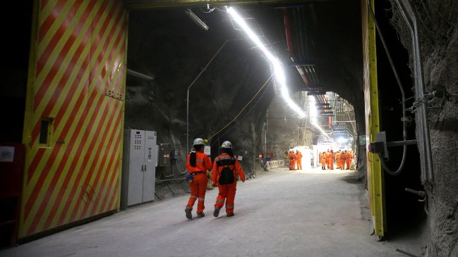Producción industrial volvió a caer en mayo, arrastrada por minería y manufactura