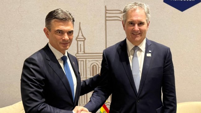 Argentina de Milei le ofreció a la Bolivia de Paz su 