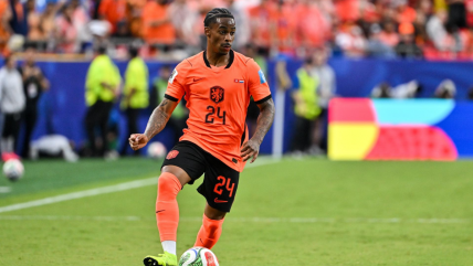   Dos futbolistas neerlandes desactivaron los comentarios en sus redes tras insultos racistas 