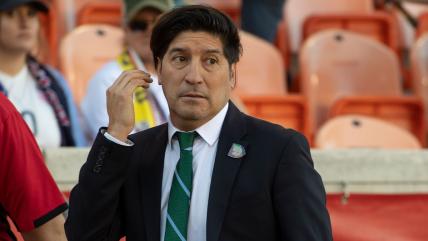   Zamorano provocó revuelo en Perú con críticas a su selección: No tienen recambio 