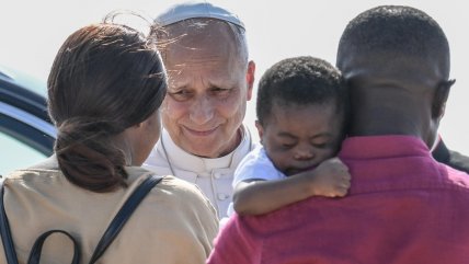  León XIV homenajeó en Lampedusa a los migrantes fallecidos en el Mediterráneo 