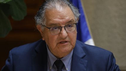   Huenchumilla llamó al PS a liderar la oposición ante una 