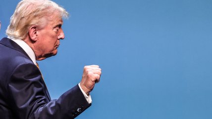   Trump celebra que el aeropuerto de Palm Beach ahora lleva su nombre 