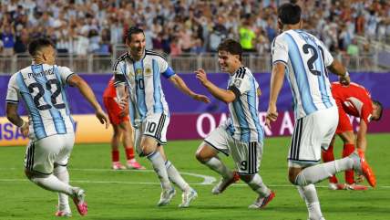   Argentina doblegó a Suiza y se mantuvo en carrera por el bicampeonato de la Copa del Mundo 