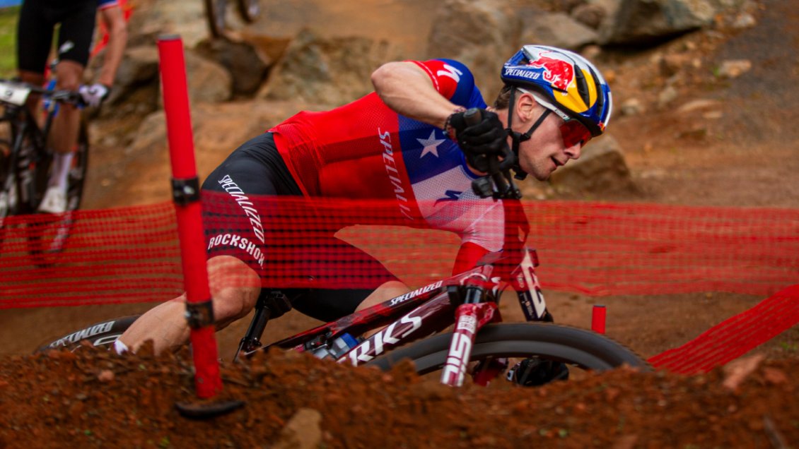 Martín Vidaurre logró un destacado séptimo lugar en Andorra pese a lesión en el tobillo