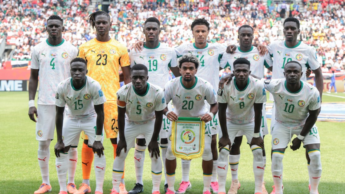 Escándalo en Senegal: Descubrieron que el médico de la selección es ginecólogo