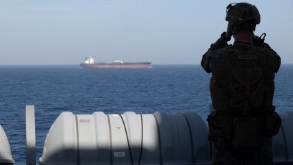   India pide evitar el envío de sus marineros en rutas por Ormuz tras ataques en el Golfo 