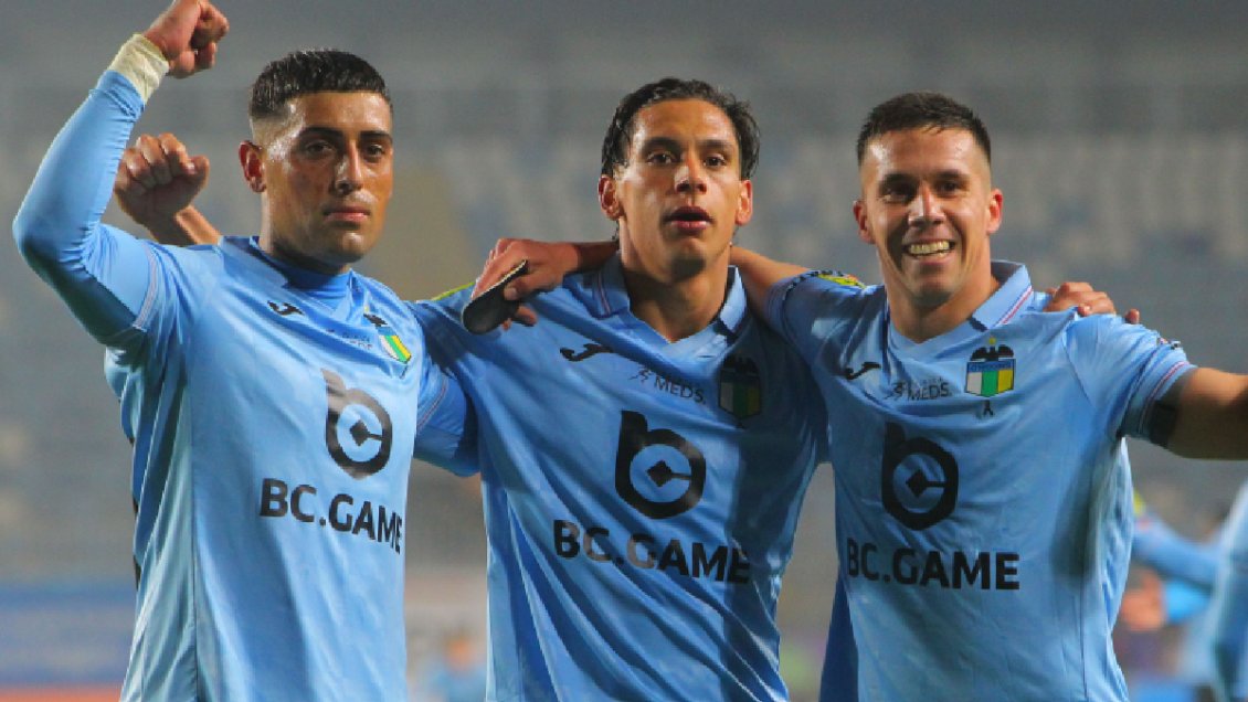 ¿Jugará contra Boca? Confirmaron el traspaso de figura clave de O'Higgins a México