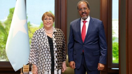   Bachelet se reunió con el presidente de Somalia en su campaña para liderar la ONU 