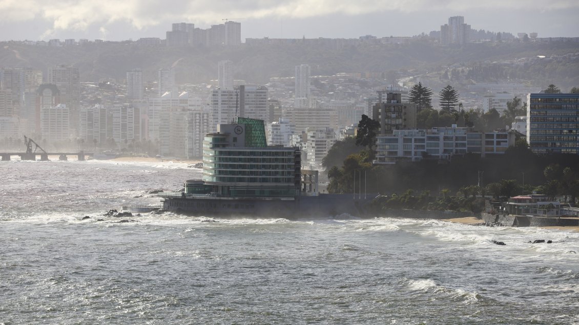 Sistema frontal: Cortes de luz en la Región de Valparaíso motivan oficios a la SEC