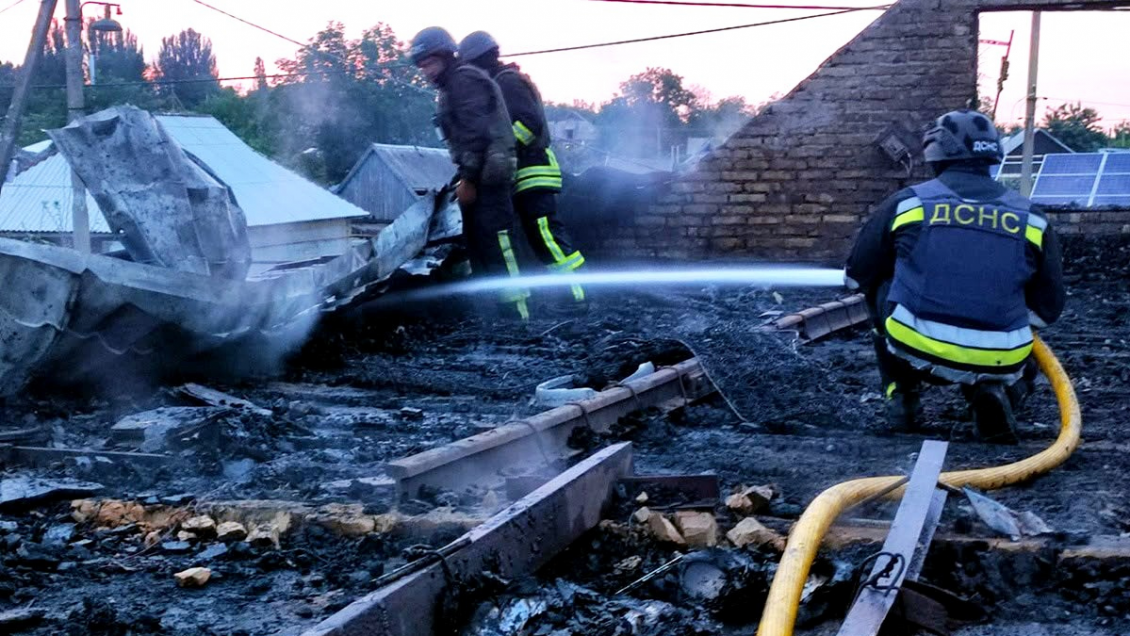 Al menos seis muertos en un ataque ruso contra región de Kiev a plena luz del día