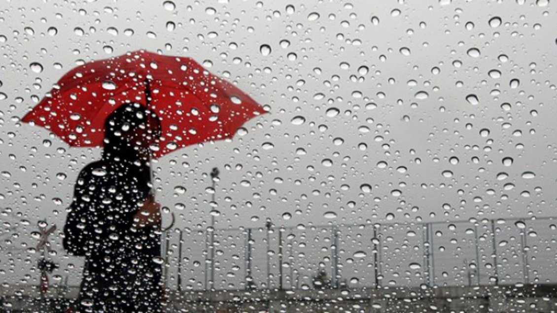 Sistema frontal: Alerta roja para Valdivia y Futrono ante desborde de ríos