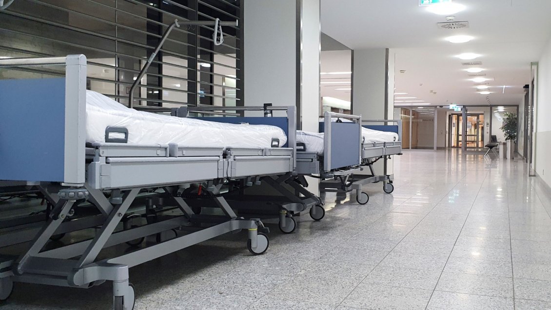 Marino mercante fue internado con fiebre hemorrágica en Talcahuano