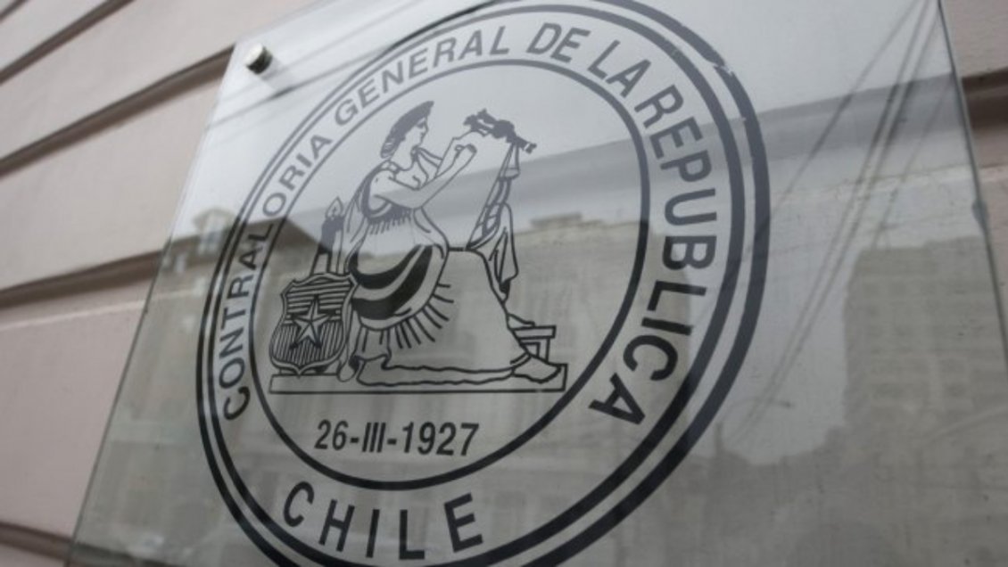 Contraloría suspendió a directora jurídica de Valparaíso por no responder requerimientos