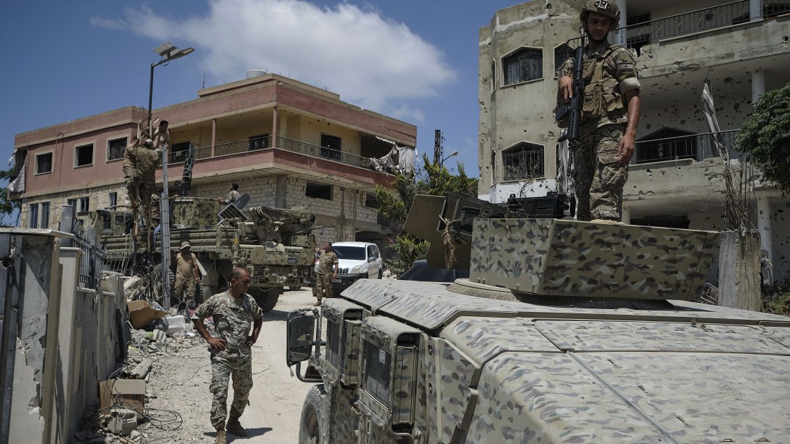 Ejército de Líbano retoma posiciones tras repliegue israelí