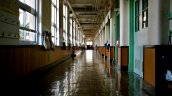 Violencia escolar: Defensor de la Niñez criticó recorte a la salud mental infantil