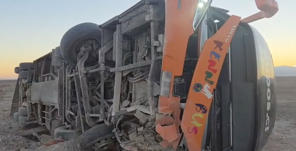 Volcamiento de bus dejó más de 15 lesionados en María Elena