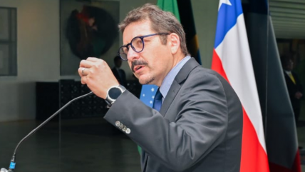   Exembajador Depolo contra el Ejecutivo: 