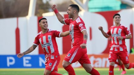   [VIDEO] Campos López superó la marca de Vidal y anotó un golazo para La Calera ante Colo Colo 