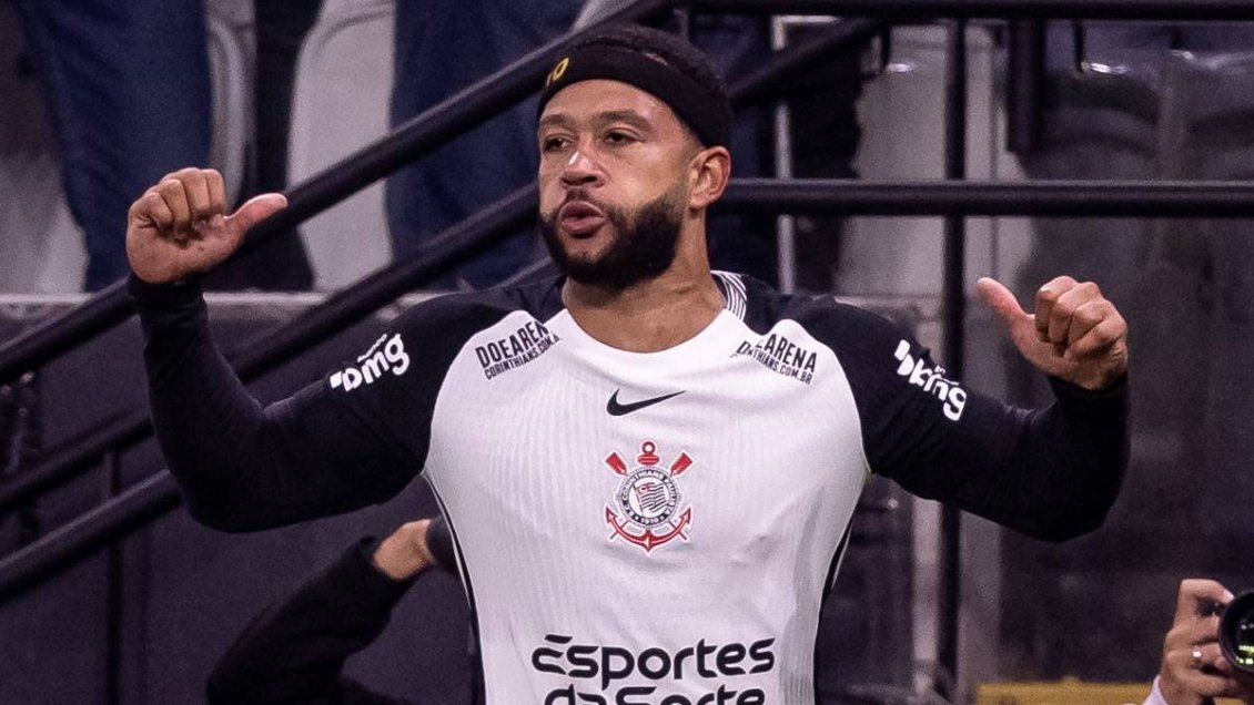 Memphis Depay acusó a Corinthians de incumplir acuerdo y anunció acciones legales