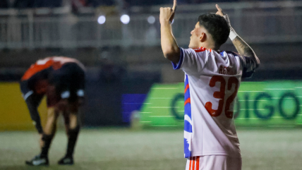   La U de Gago extendió su racha invicta tras revertir el marcador ante Limache en Quillota 